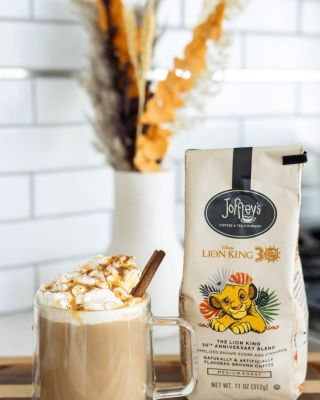 A máme tu říjen 😊teploty ráno klesají pod 10 stupňů a to je pravý čas na kávu se šlehačkou ☕️🤩 Připravili jsme si pro Vás...